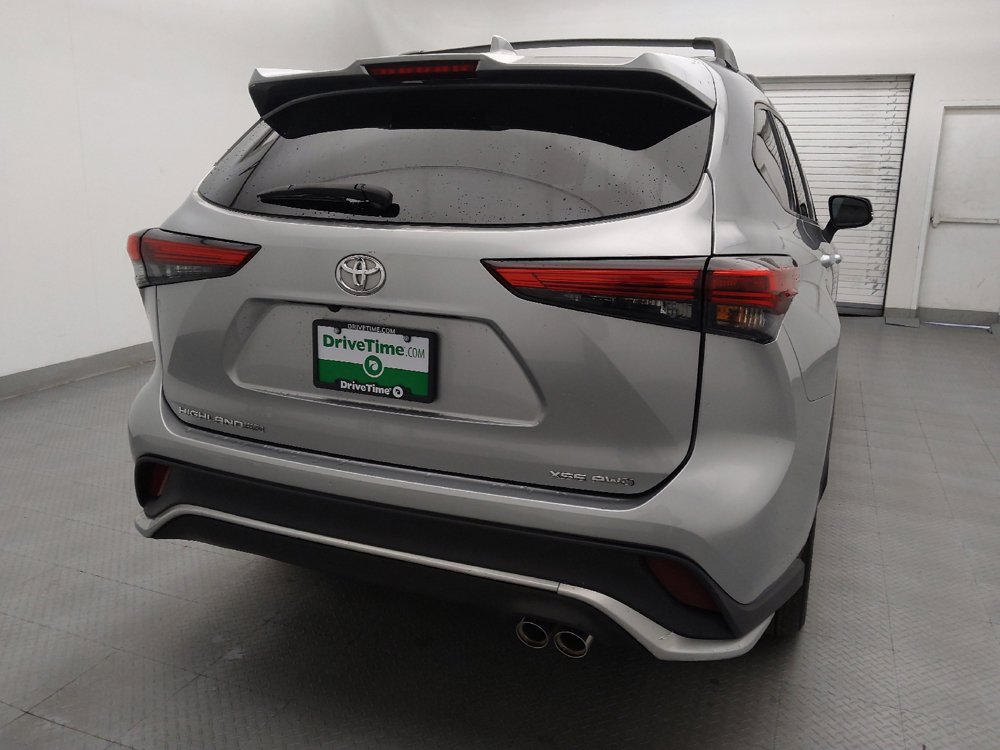 Used 2021 Toyota Highlander XSE AWD/4WD image 7