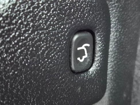 Used 2025 Dodge Durango GT AWD/4WD image 18