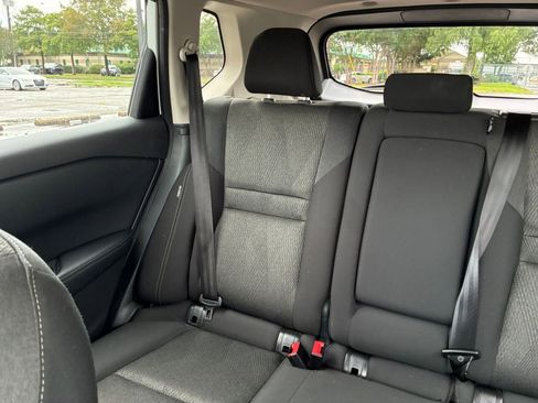 Used 2025 Nissan Rogue SV FWD image 36
