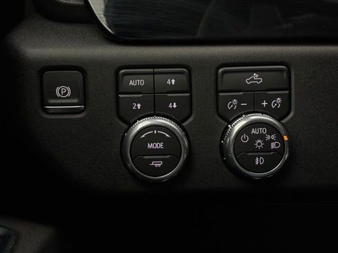 New 2026 GMC Sierra 1500 Elevation image 20