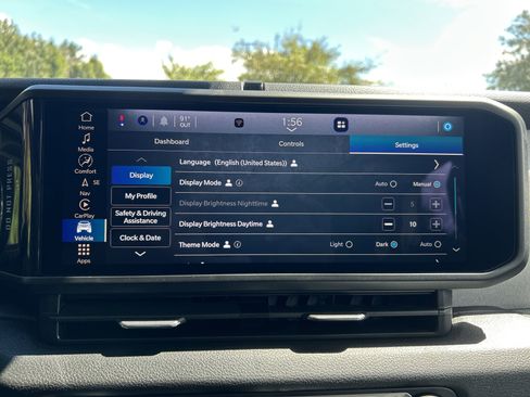 New 2025 Jeep Gladiator Sport image 32