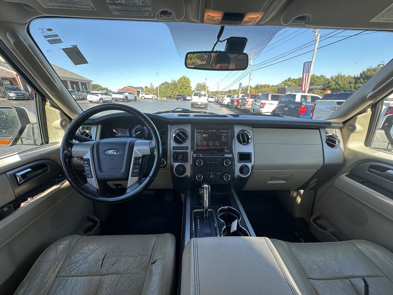 Used 2015 Ford Expedition EL Limited w/ Equipment Group 301A AWD/4WD image 11