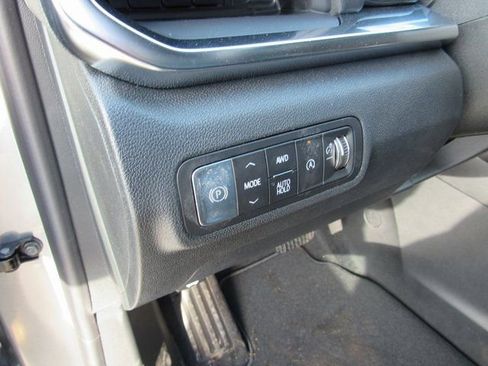 New 2026 GMC Terrain Elevation w/ Elevation Premium Package AWD/4WD image 13