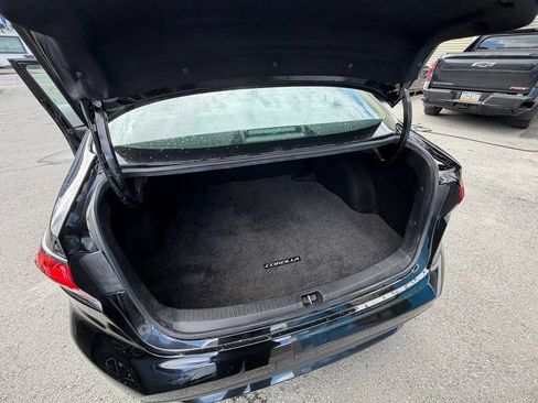 Used 2021 Toyota Corolla L w/ Carpet Mat Package (TMS) FWD image 11