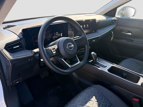 New 2026 Nissan Kicks SV image 2