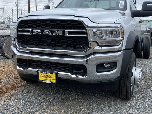 New 2023 RAM 4500 Tradesman RWD image 3