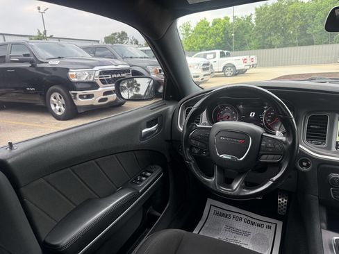 Used 2020 Dodge Charger Scat Pack w/ Navigation & Travel Group RWD image 19