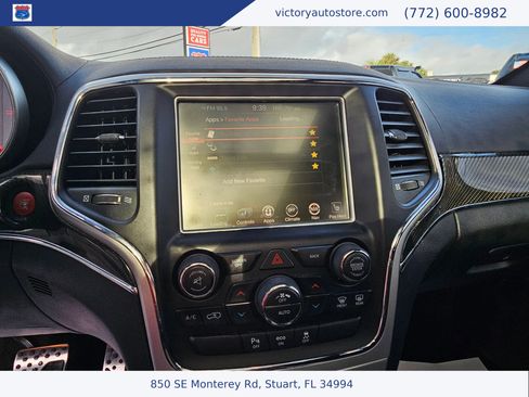 Used 2016 Jeep Grand Cherokee SRT image 23