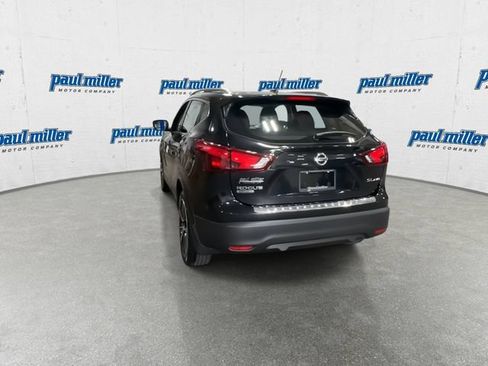 Used 2018 Nissan Rogue Sport SL w/ SL Premium Package AWD/4WD image 9