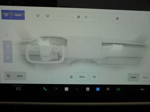 Used 2021 Tesla Model S Plaid image 27