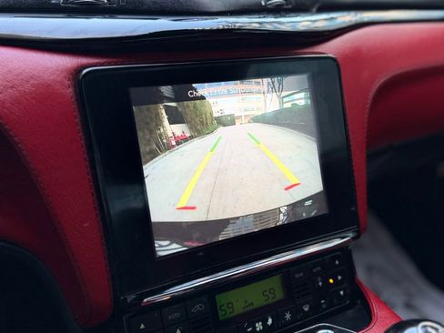 Used 2018 Maserati GranTurismo Sport image 33