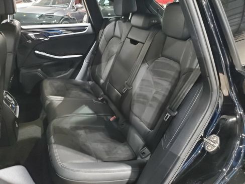 Used 2018 Porsche Macan AWD/4WD image 22