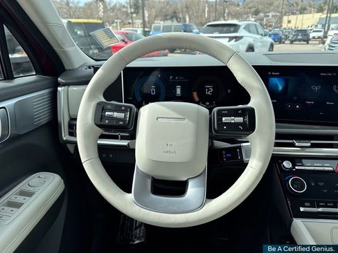 Certified 2025 Hyundai Santa Fe SEL image 38