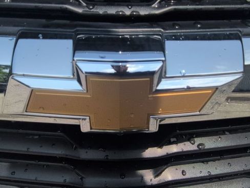 Used 2025 Chevrolet TrailBlazer LT w/ LT Cold Weather Package AWD/4WD image 33