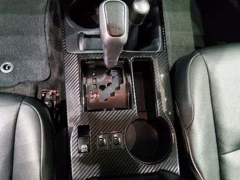 Used 2022 Toyota 4Runner TRD Off-Road Premium image 30