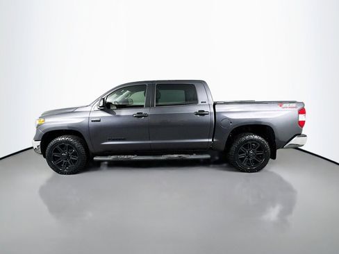 Used 2020 Toyota Tundra SR5 w/ SR5 Upgrade Package image 2