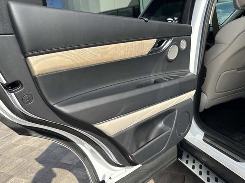 Used 2022 Genesis GV80 2.5T w/ Prestige Package 04 image 15