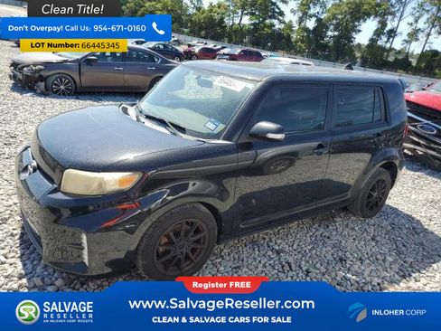 Used 2013 Scion xB image 1