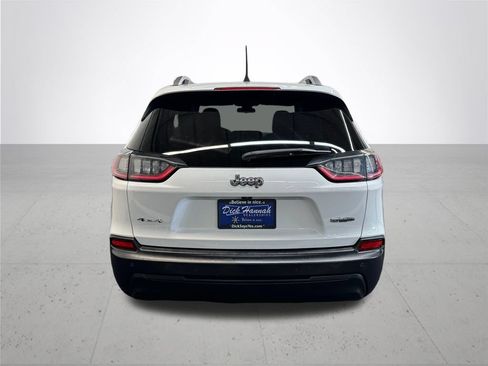 Used 2019 Jeep Cherokee Latitude w/ Cold Weather Group AWD/4WD image 5