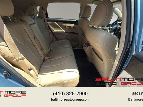 Used 2010 Toyota Venza FWD image 19