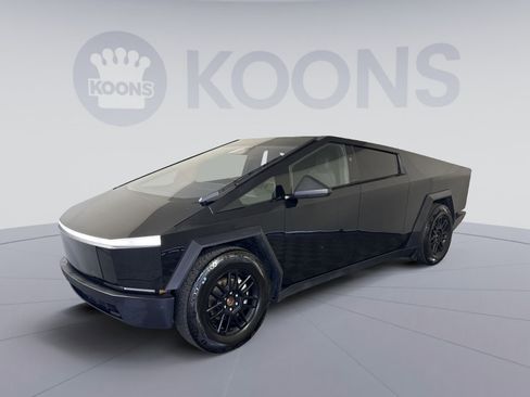 Used 2025 Tesla Cybertruck AWD Crew Cab image 1