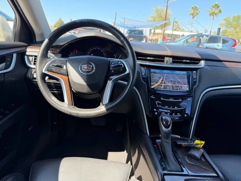 Used 2014 Cadillac XTS Luxury image 23