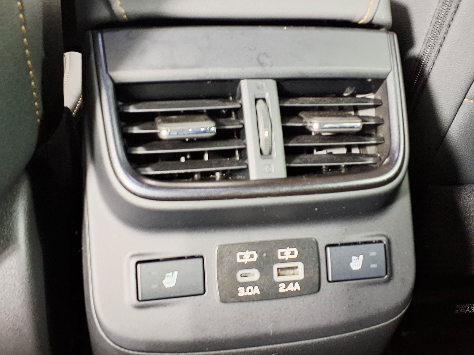 Used 2025 Subaru Outback Wilderness AWD/4WD image 13