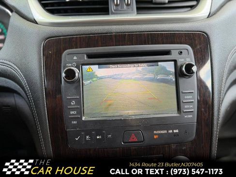 Used 2017 Chevrolet Traverse LT FWD image 28