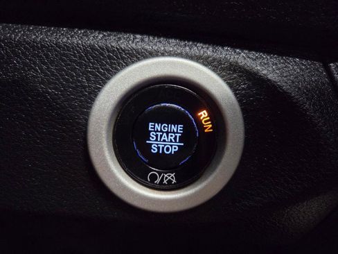 Used 2017 RAM 3500 Laramie Longhorn image 45