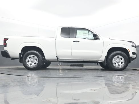 New 2026 Nissan Frontier S image 28