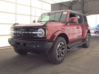 Used 2026 Ford Bronco Outer Banks AWD/4WD video 1