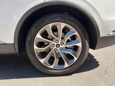 New 2025 Lincoln Aviator Reserve w/ Luxury Package RWD image 21