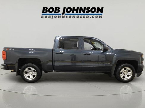 Used 2018 Chevrolet Silverado 1500 LT w/ All Star Edition image 3