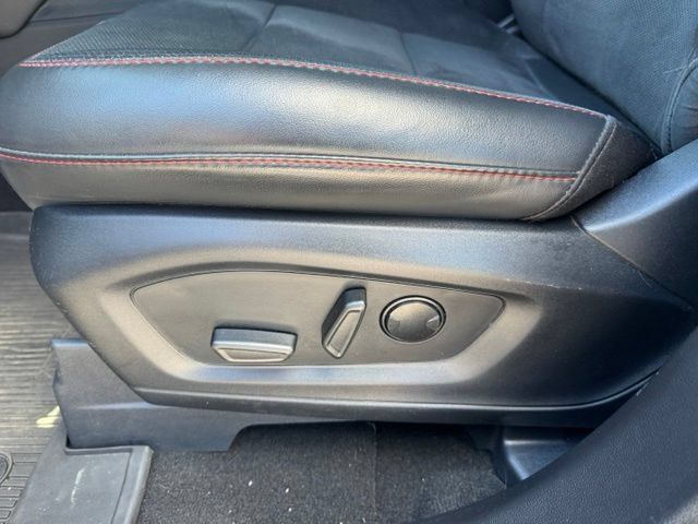 Used 2025 Ford Explorer ST AWD/4WD image 22