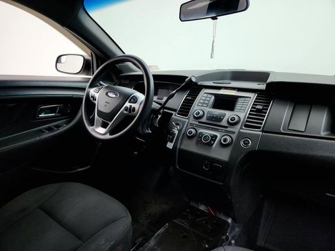 Used 2017 Ford Taurus SEL image 22