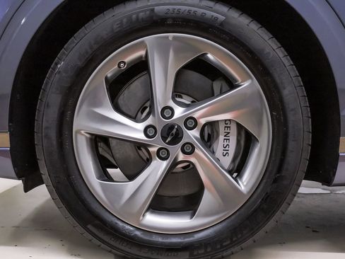 Certified 2026 Genesis GV70 2.5T AWD/4WD image 26