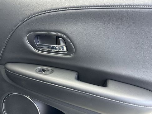 Used 2019 Honda HR-V EX-L image 35