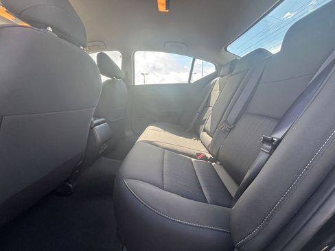 Used 2025 Nissan Altima 2.5 SV FWD image 23