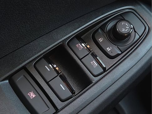 Certified 2025 Subaru Crosstrek 2.5i Wilderness w/ Wilderness Package image 18