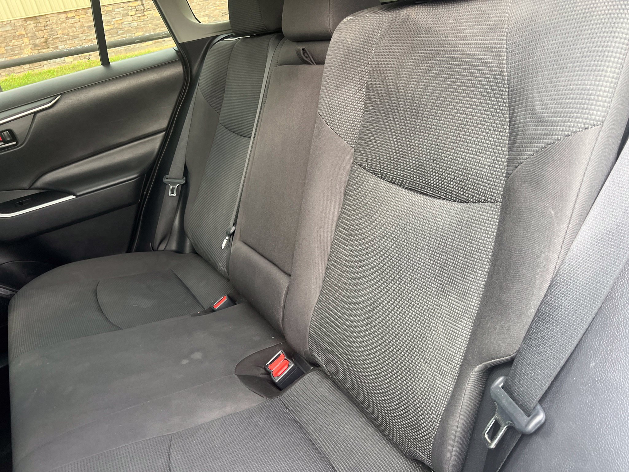 Used 2021 Toyota RAV4 LE FWD image 14