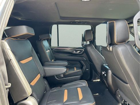 Used 2021 GMC Yukon XL AT4 w/ AT4 Premium Package image 11