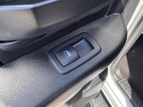Used 2017 RAM 1500 Express AWD/4WD image 41