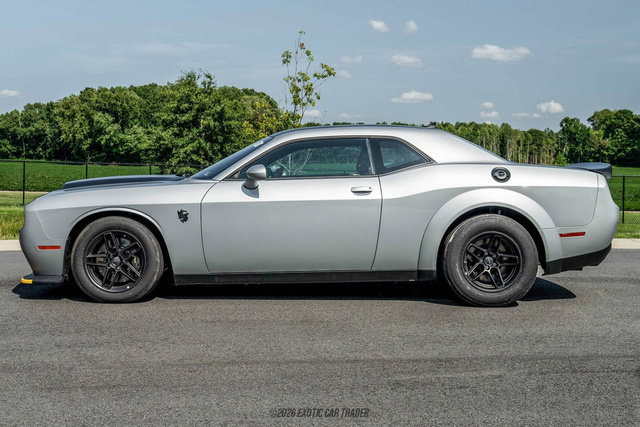 Used 2023 Dodge Challenger SRT Hellcat Redeye RWD image 3
