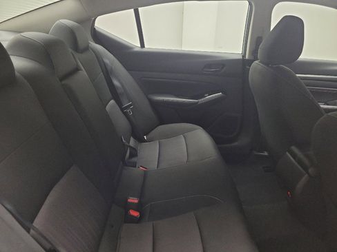 Used 2023 Nissan Altima 2.5 SV w/ SV Premium Package AWD/4WD image 19