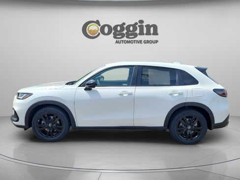 New 2026 Honda HR-V Sport image 2