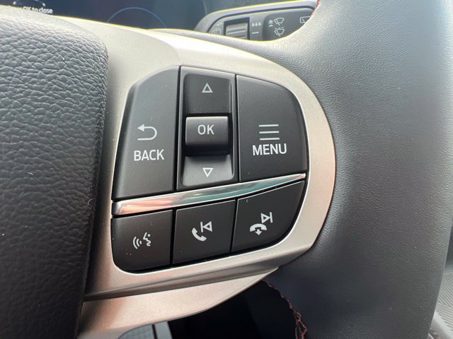 New 2026 Ford Explorer Active w/ Active Comfort Package AWD/4WD image 17