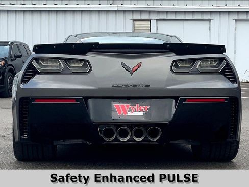 Used 2016 Chevrolet Corvette Z06 w/ 3LZ Preferred Equipment Group image 3