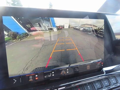 Certified 2025 Chevrolet Silverado 1500 ZR2 w/ Technology Package image 34