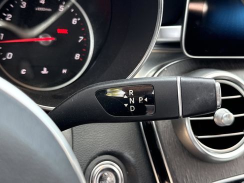 Used 2019 Mercedes-Benz C 300 4MATIC Sedan image 16