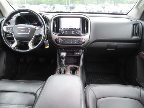 Used 2022 GMC Canyon Denali AWD/4WD image 12
